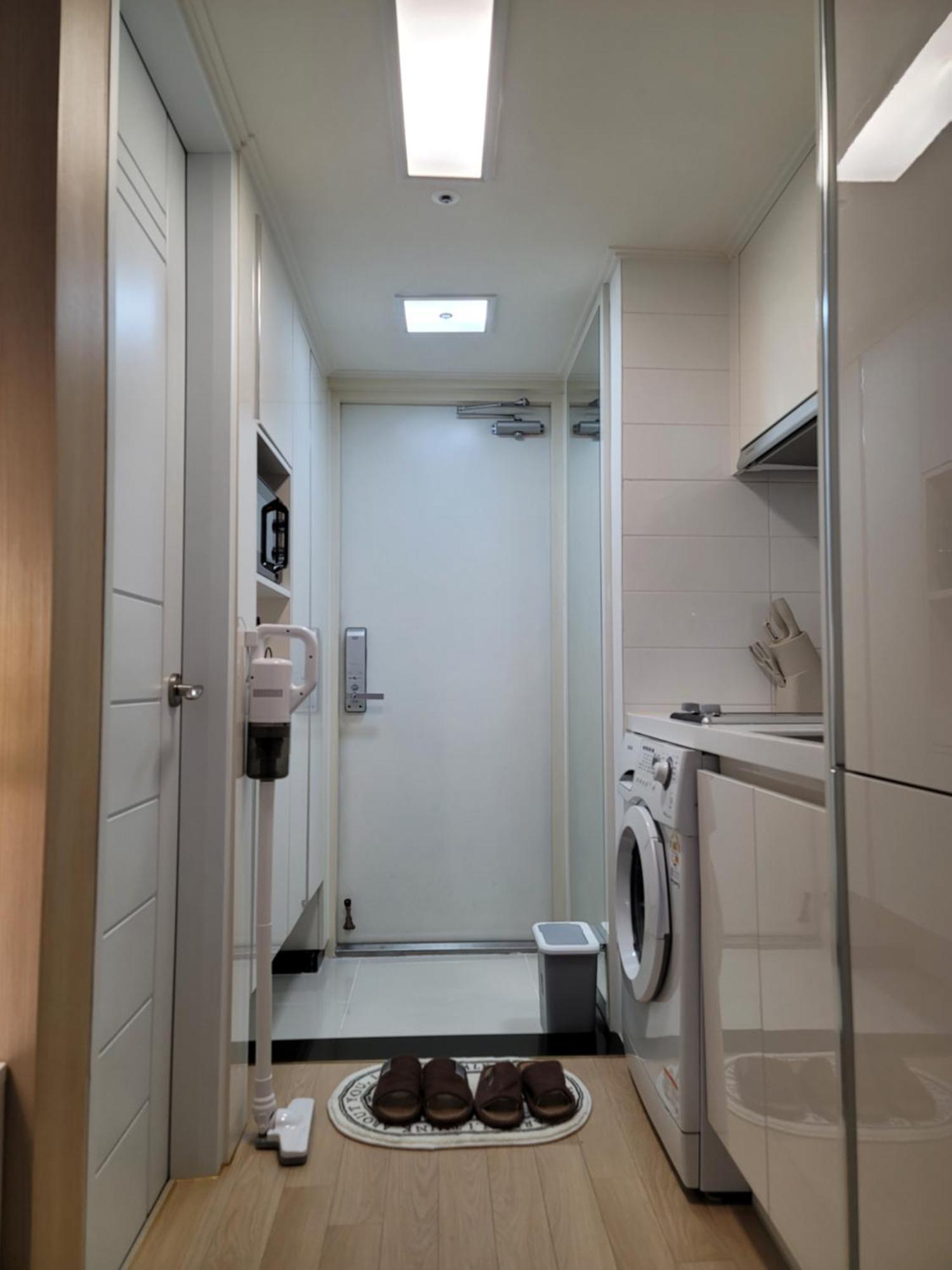 Apartment Skyview Duplex House-08 *