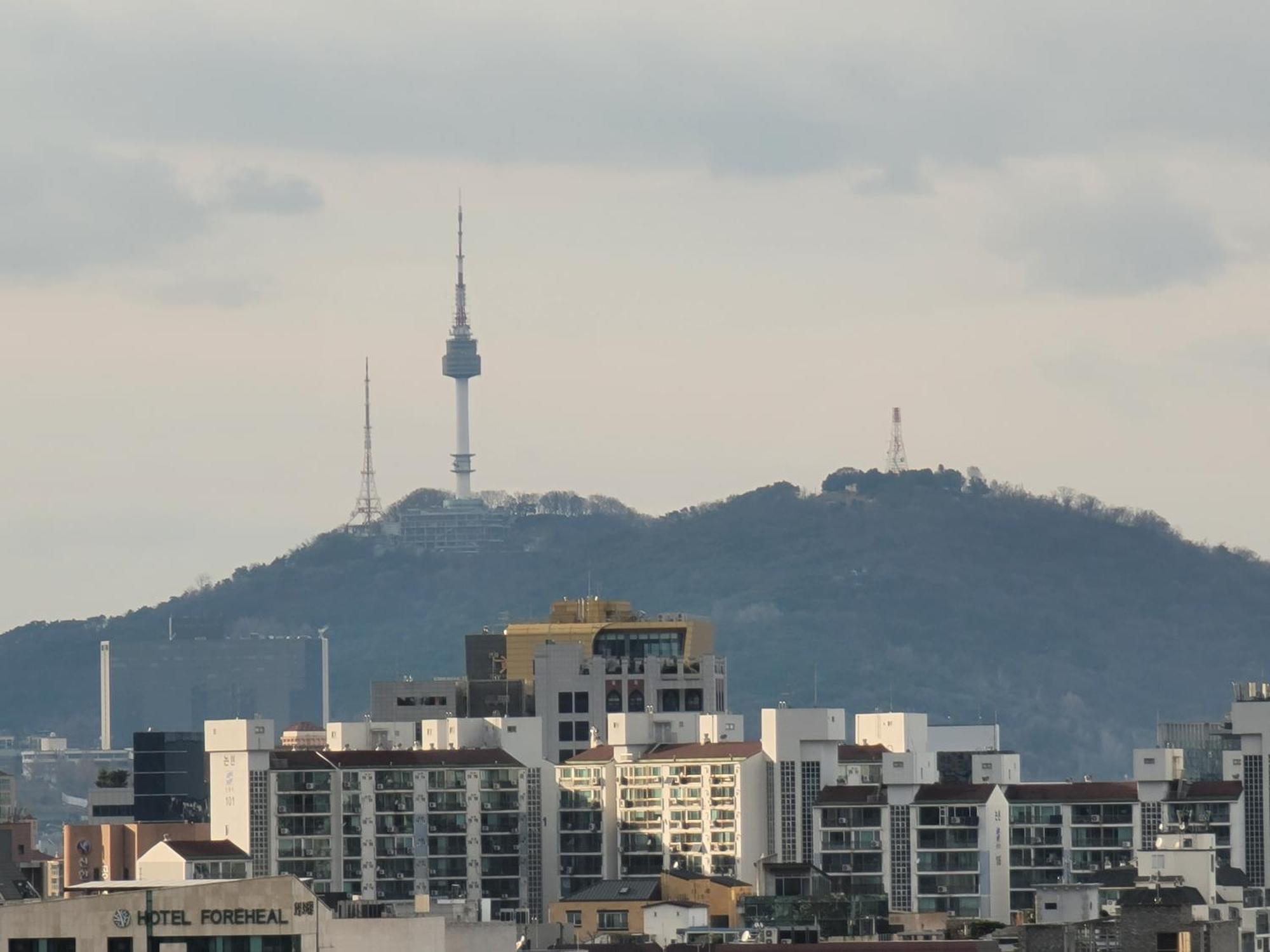 Apartment Skyview Duplex House-08 *
